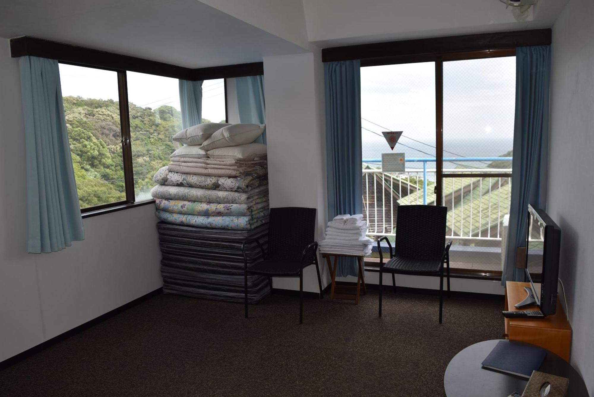 Guest House Bigfisher Club Shimoda  Ngoại thất bức ảnh